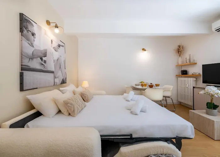 Daire Ground-floor With Private Garden *