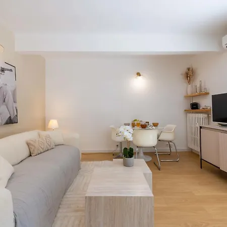 Ground-floor With Private Garden Apartamento Cannes