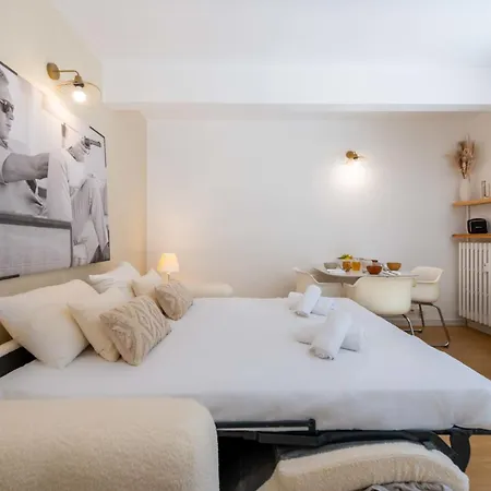 Διαμέρισμα Ground-floor With Private Garden *