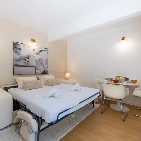 Διαμέρισμα Ground-floor With Private Garden *