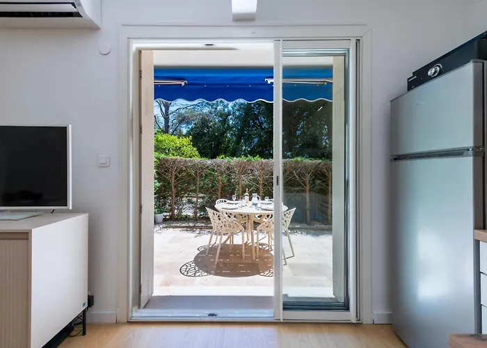 Apartment Ground-floor With Private Garden *