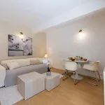Апартаменты Ground-floor With Private Garden Канны