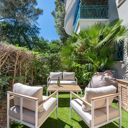 Ground-floor With Private Garden * Канны